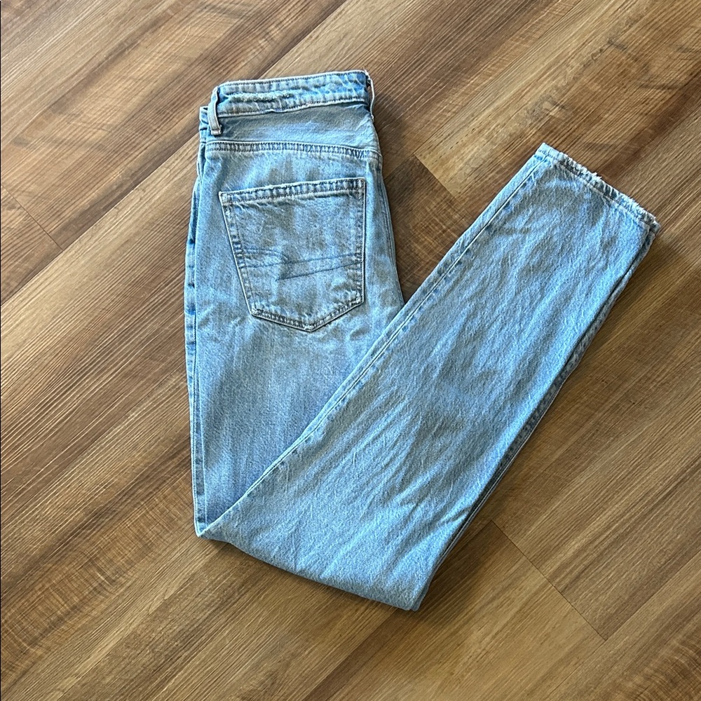 American Eagle Outfitters Light Blue Straight Leg Jeans